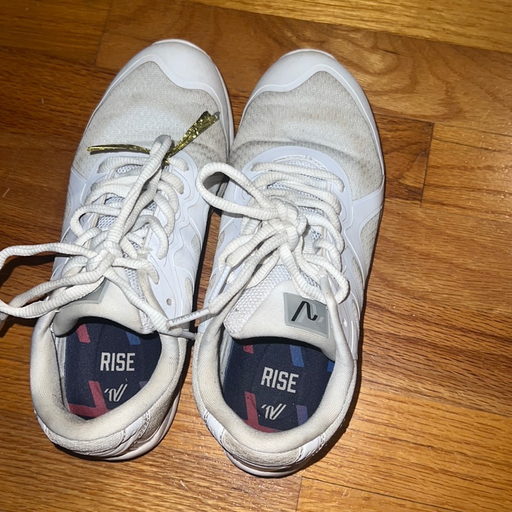 VARSITY CHEER SHOES